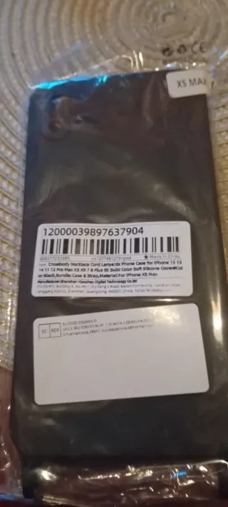 Protector iPhone XS Max.. con cinta para cuello