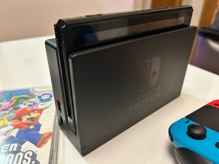 Nintendo Switch Azul/Rojo + Juegos