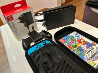 Nintendo Switch Azul/Rojo + Juegos