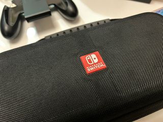 Nintendo Switch Azul/Rojo + Juegos