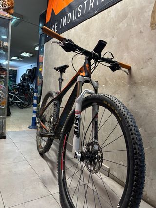 BICICLETA KTM DE CARBONO