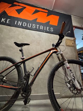 BICICLETA KTM DE CARBONO