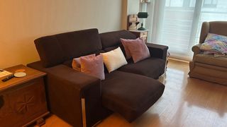 Sofá 2 plazas marrón chocolate anti-manchas