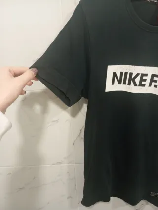 Camiseta Nike F.C. Negra