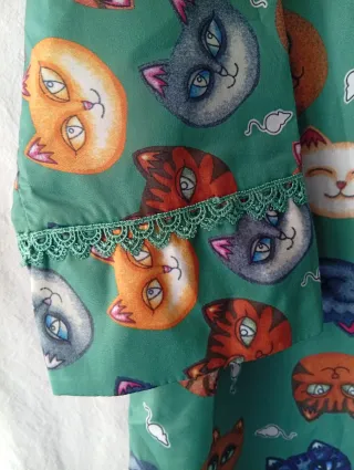 Vestido ANANY estampado gatos verde