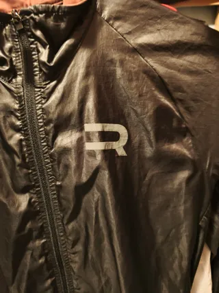 Chubasquero cortavientos R