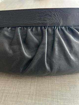 Bolso de piel vintage negro