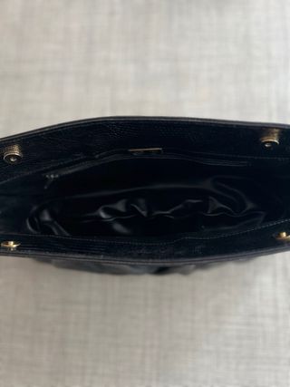 Bolso de piel vintage negro