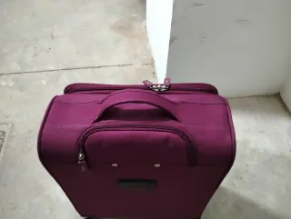 Maleta de viaje morada 4 ruedas