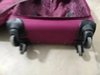 Maleta de viaje morada 4 ruedas