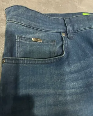 Pantalón vaquero BOSS seminuevo