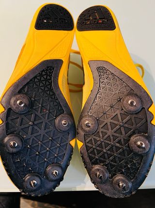 Zapatillas de clavos Adidas Allroundstar amarillas