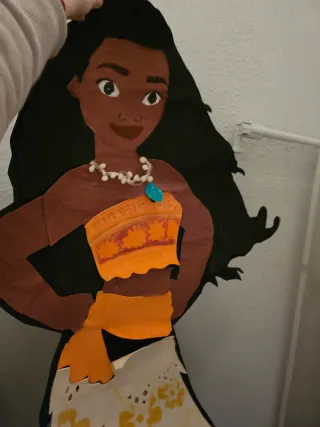 Decoración Vaiana Goma Eva y fieltro .