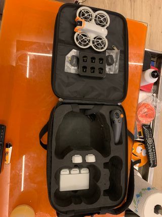 DJI Mini Drone con 5 Baterías y Motion Controlller