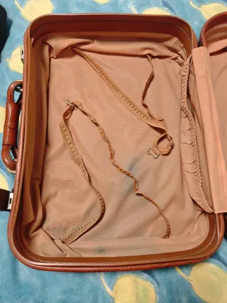 Maleta vintage marrón