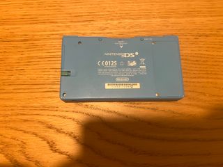 Nintendo DSi Azul + Cargador Original