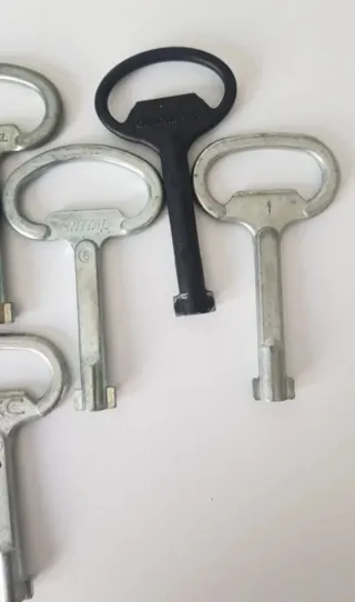 Llaves Rittal para armario eléctrico