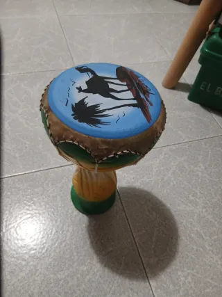 Tamburo decorato a mano