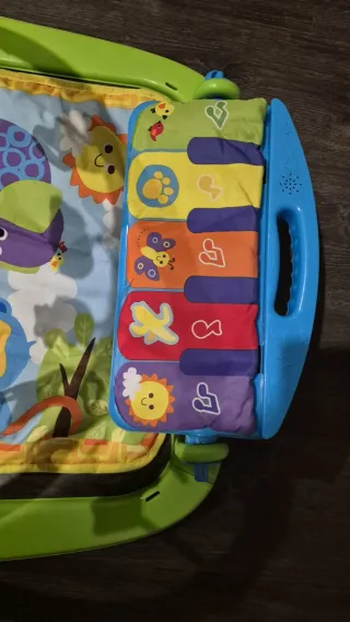 Manta de actividades para bebé