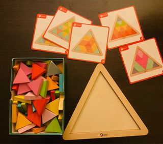 Juego educativo - Puzzle triángulos de colores