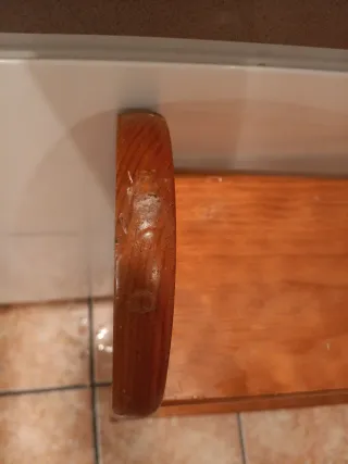 Estantería de madera provenzal