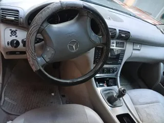 Mercedes-Benz c 180 2005