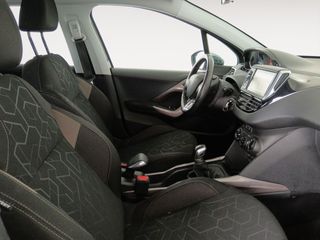 Peugeot 2008 1.2 PureTech Style