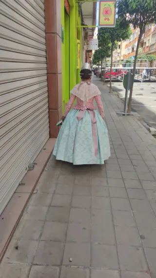 Vestido de fallera niña rosa y aguamarina