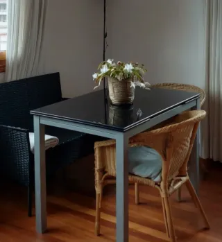 Mesa comedor cristal templado negro extensible