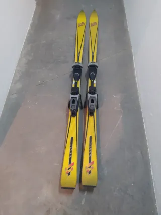 Esquís K2 Amarillos