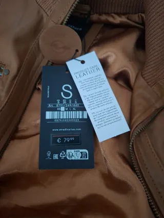 Cazadora de cuero marrón