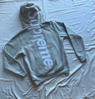 Sudadera Supreme Satin Applique Gris