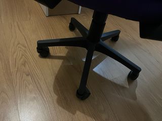 Silla de oficina/escritorio con ruedas