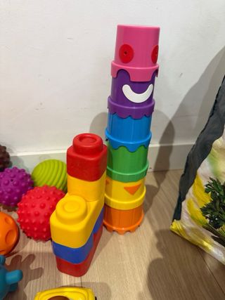 Lote 3- Juguetes Bebé: Tractor, Peluches y Bloques