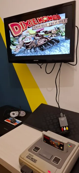 Donkey Kong 3 SNES - Dixie Kong's Double Trouble!