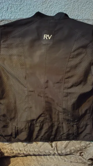 Chaqueta, cazadora de Roberto Verino. Talla M.