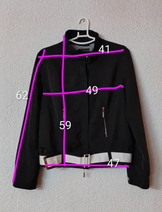 Chaqueta, cazadora de Roberto Verino. Talla M.