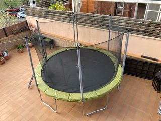 Cama elástica 365 cm Decathlon + Escalera