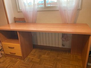 Escritorio juvenil madera con cajones