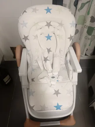 Trona de bebé para comer estrellas