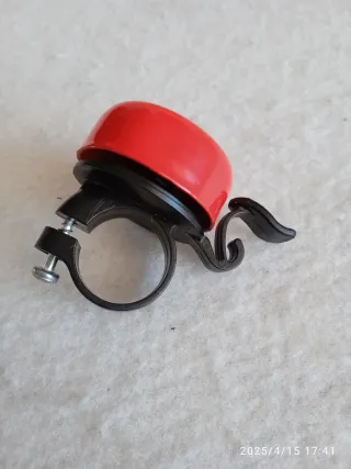 Campanello per bicicletta rosso