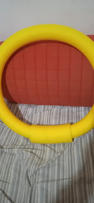 Tubo galleggiante giallo