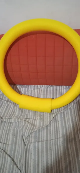 Tubo galleggiante giallo