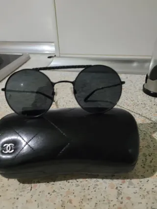 Gafas de sol Chanel redondas
