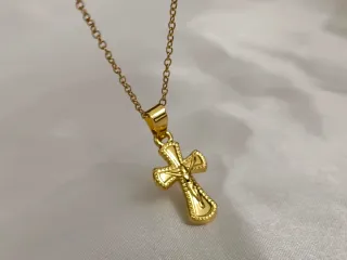 Collar Cruz Baño Oro 18K Acero Inoxidable