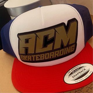 Monopatin, peliculas marcas logos, todo un trabajo