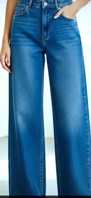 Pantalón vaquero tiro alto acampanado Novilunio