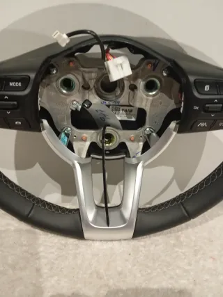 Volante Kia Stonic Negro