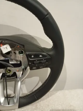 Volante Kia Stonic Negro