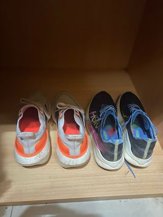 Adidas y Hoka zapatillas running mixtas